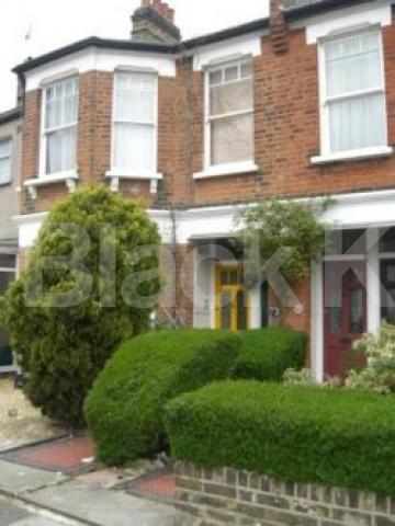 			2 Bedroom, 1 bath, 1 reception Ground Floor Maisonette			 Crescent Road, ALEXANDRA PALACE N22